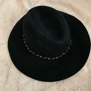 Women’s Wool Fashion Hat